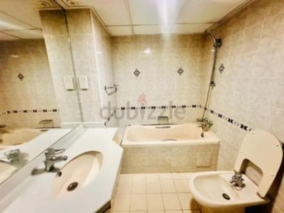 Partition Room Available in Al Barsha 1, Dubai near to Mall Of The Emirates with Metro Station