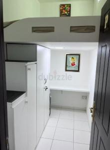 Compact Executive Partition