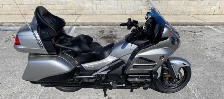 2017 Honda Gold Wing WhatsApp +13236413248