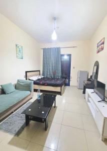 Masterbedroom with attached bathroom available for family