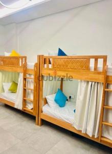 Cozy Bed Space‼️In Master Room Wooden Bed New Mattress