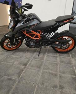 KTM Duke 390