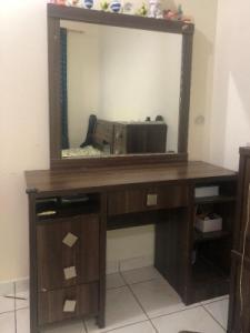 Dressing table