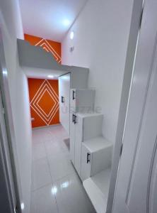 Partition VERY CLOSE from Sharaf DG metro station Exit 4