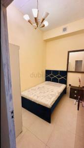 Partation room available for rent.