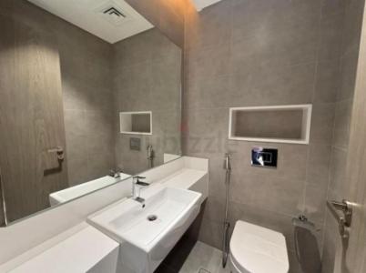 Luxury master bedroom available in al nahda dubai