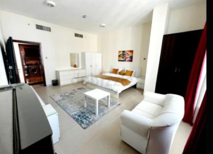 Spacious Master Bedroom Available For Rent