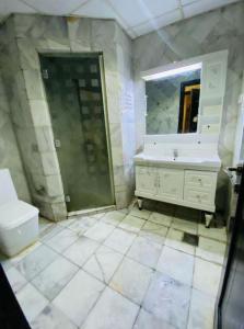 Luxury Master Bed Room available for rent in dubai Al Nahda