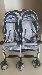 Twinbaby stroller inperfect condition AED. 500