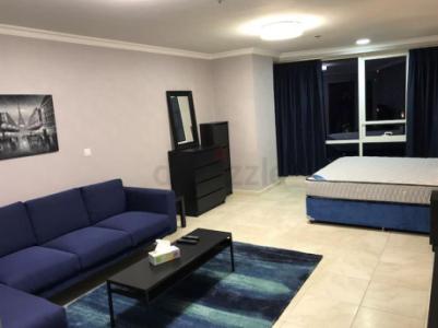 Close to metro station business bay xl master room