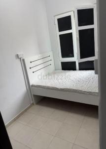 New PARTITION VERY CLOSE FROM THE GARDEN METRO