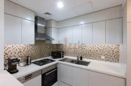 HuZaifa Hostel‼️Luxury / Affordable Bed Space in Master Room Stunning Burj Khalifa View